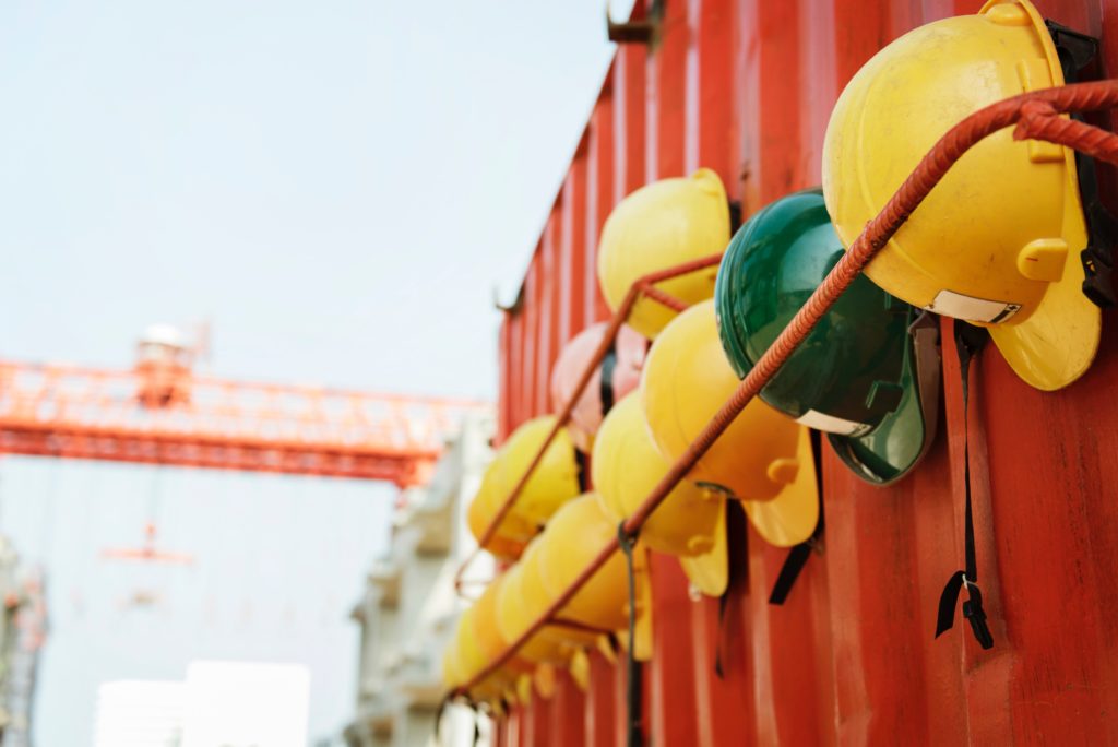 building and construction job sites safety regulations hard hats